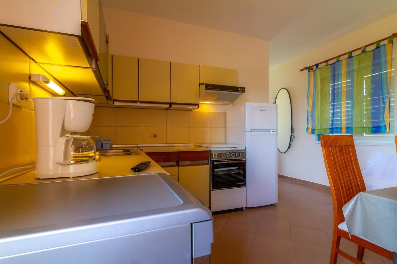 Apartman Haus Maja Banjol Buitenkant foto