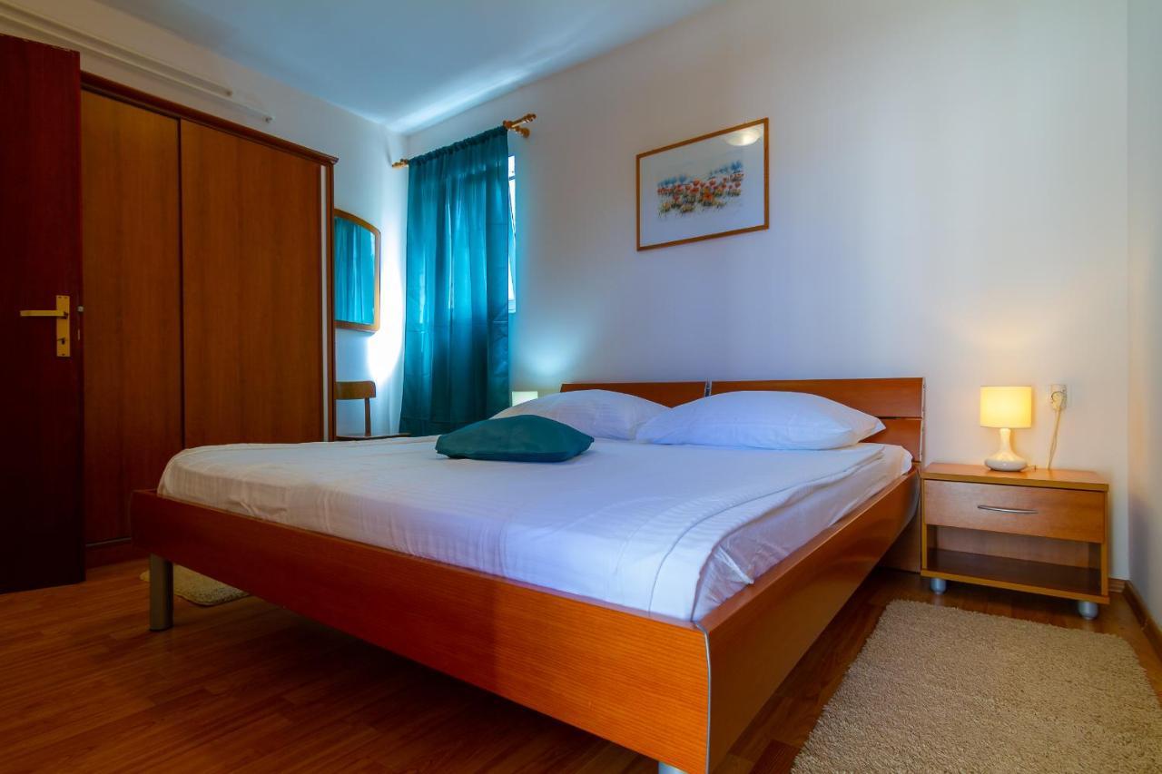 Apartman Haus Maja Banjol Buitenkant foto