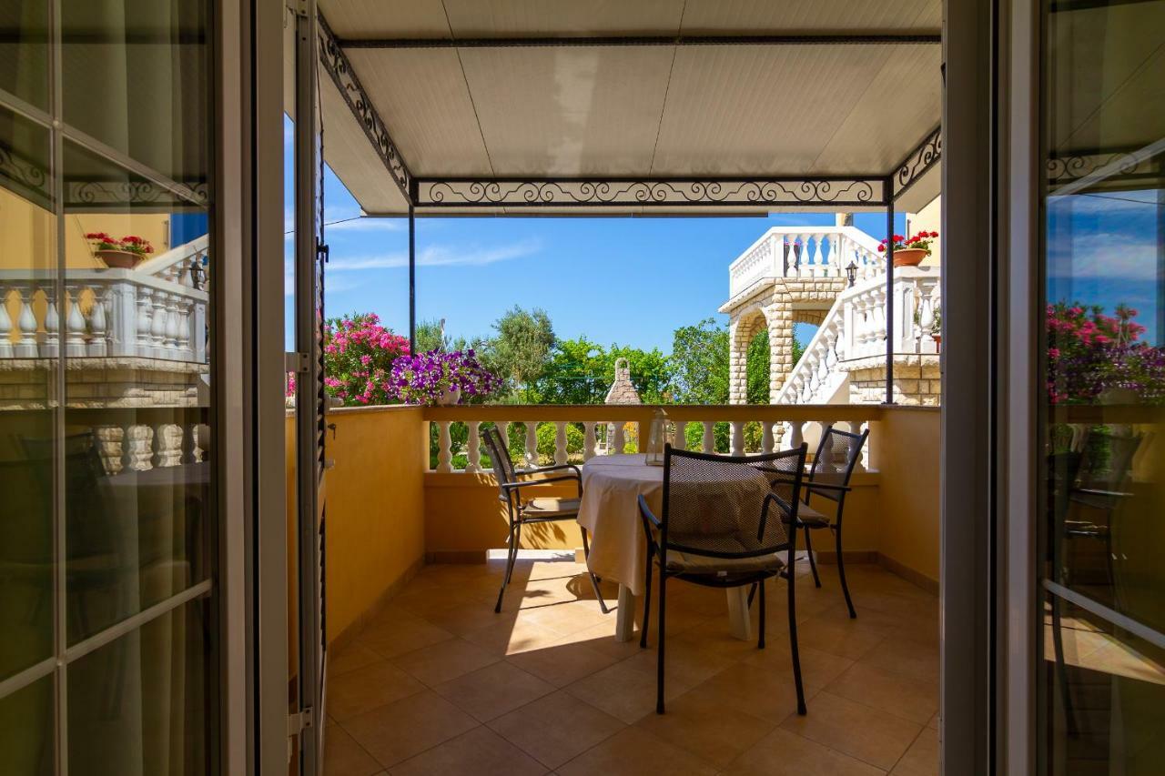 Apartman Haus Maja Banjol Buitenkant foto