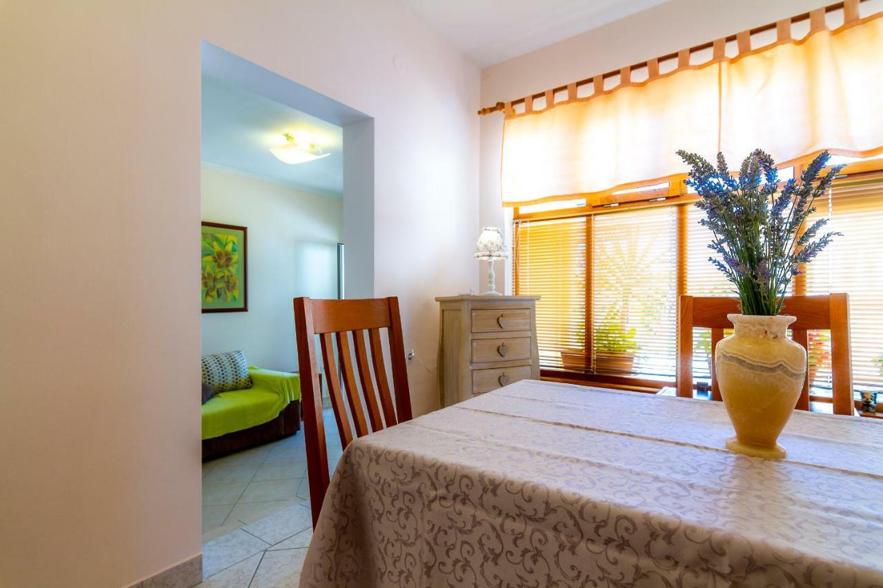 Apartman Haus Maja Banjol Buitenkant foto